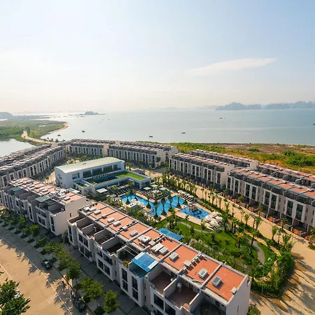 Royal Lotus Ha Long Resort & Villas-2